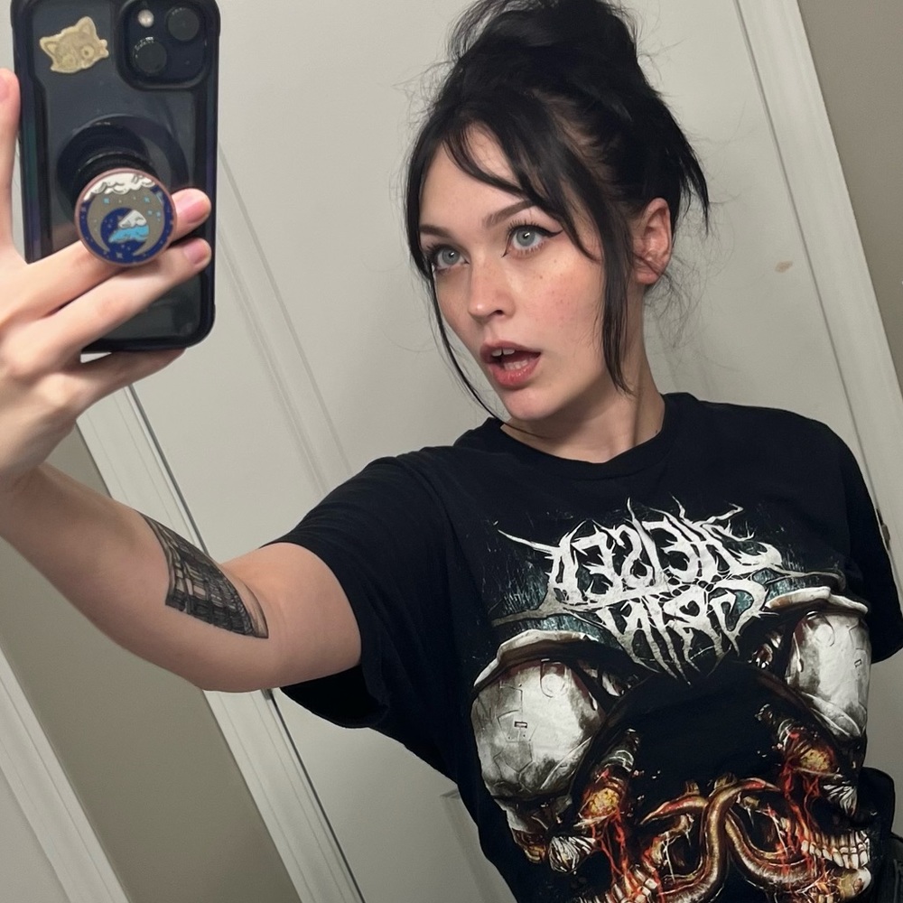 Meet your Posher, Mya